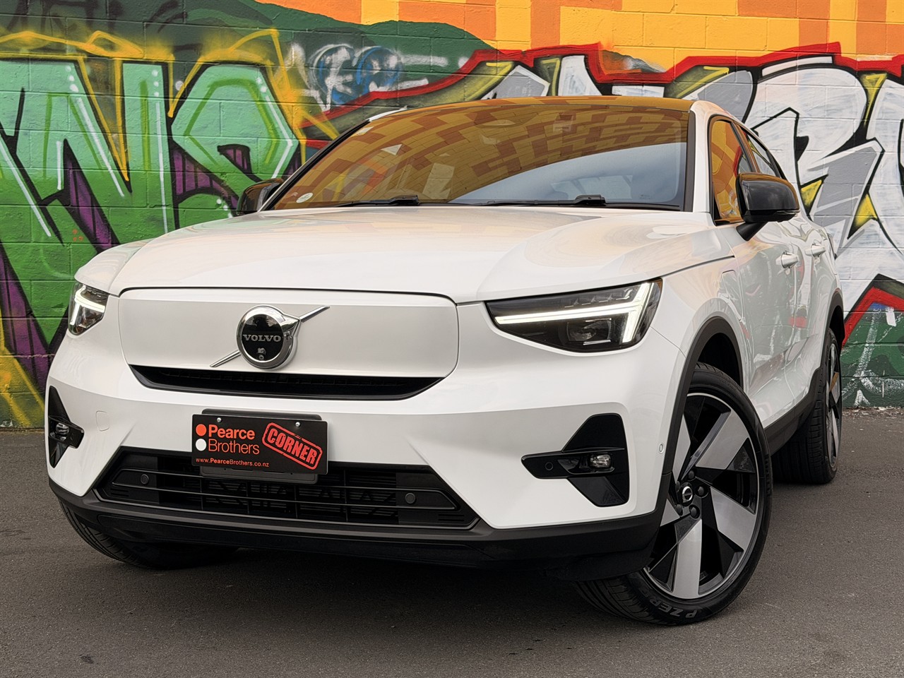 2023 Volvo C40