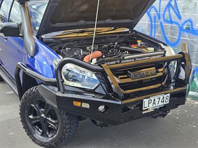 2018 Isuzu D-Max - Thumbnail