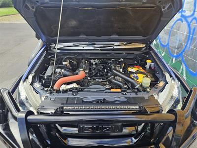 2018 Isuzu D-Max - Thumbnail