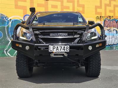 2018 Isuzu D-Max - Thumbnail