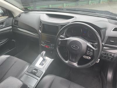 2013 Subaru Legacy - Thumbnail