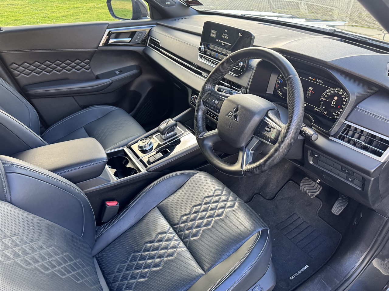 2024 Mitsubishi Outlander