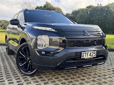 2024 Mitsubishi Outlander - Thumbnail