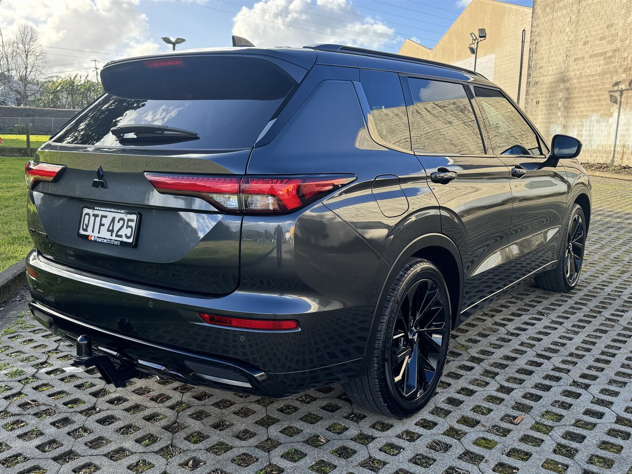 2024 Mitsubishi Outlander