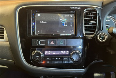 2013 Mitsubishi Outlander - Thumbnail
