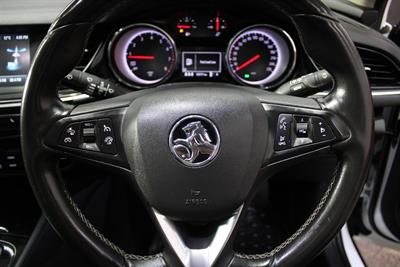 2018 Holden Commodore - Thumbnail