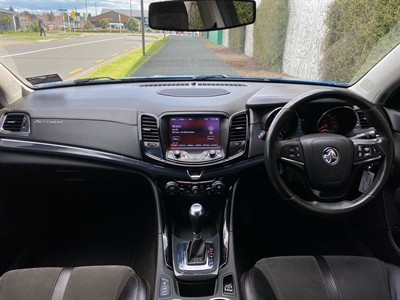 2015 Holden Commodore - Thumbnail