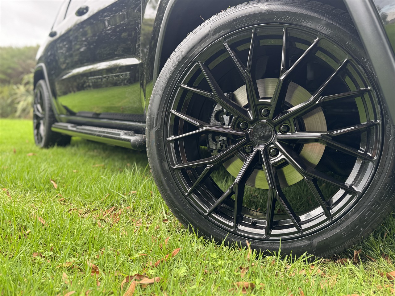 2017 Jeep GRAND CHEROKEE