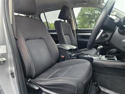 2021 Toyota Hilux - Thumbnail