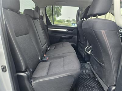 2021 Toyota Hilux - Thumbnail