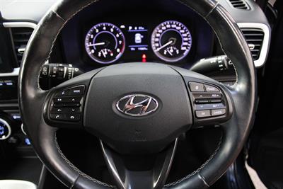 2019 Hyundai Venue - Thumbnail