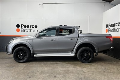 2017 Mitsubishi Triton - Thumbnail