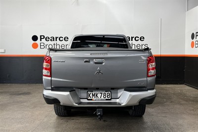 2017 Mitsubishi Triton - Thumbnail