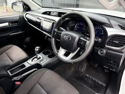 2016 Toyota Hilux - Thumbnail