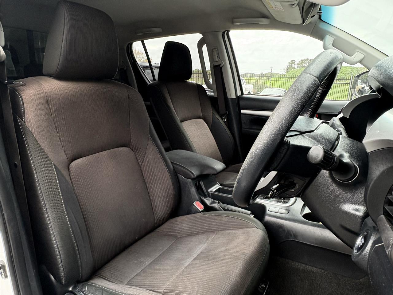 2016 Toyota Hilux