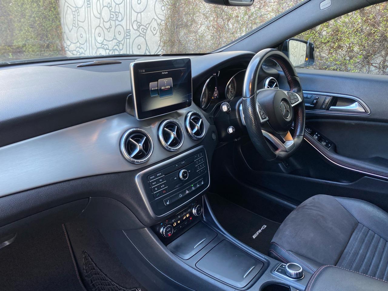 2015 Mercedes-Benz Cla180