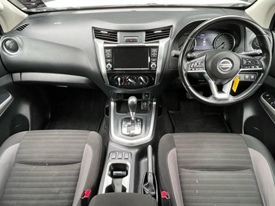 2022 Nissan Navara - Thumbnail
