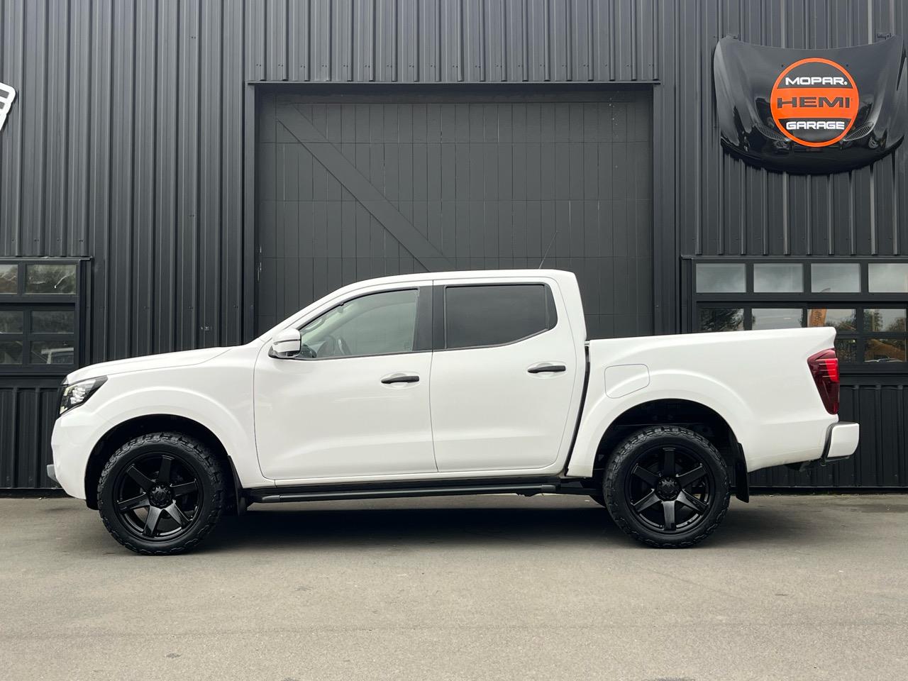 2022 Nissan Navara