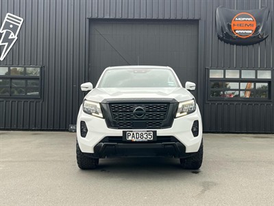 2022 Nissan Navara - Thumbnail