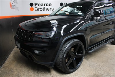 2018 Jeep Grand Cherokee - Thumbnail