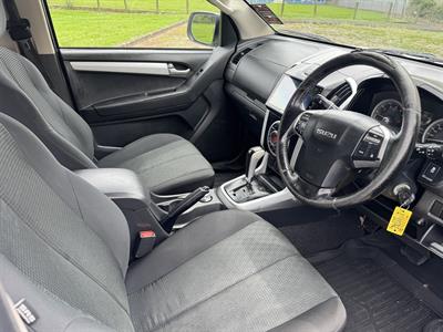 2016 Isuzu D-Max - Thumbnail