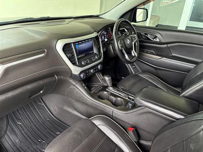 2018 Holden Acadia - Thumbnail