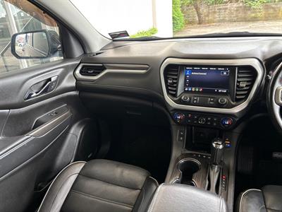 2018 Holden Acadia - Thumbnail