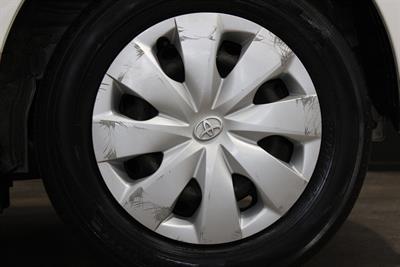 2016 Toyota Aqua - Thumbnail