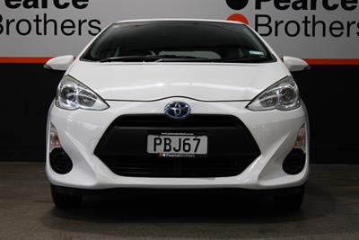 2016 Toyota Aqua - Thumbnail