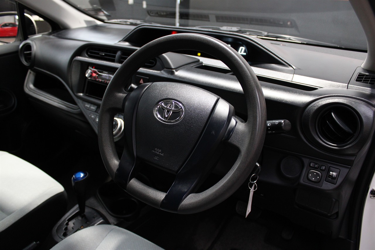 2016 Toyota Aqua