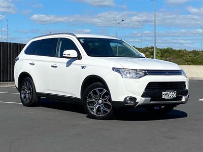 2014 Mitsubishi Outlander - Image Coming Soon