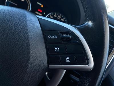 2014 Mitsubishi Outlander - Thumbnail