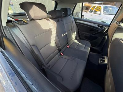 2015 Volkswagen GOLF - Thumbnail