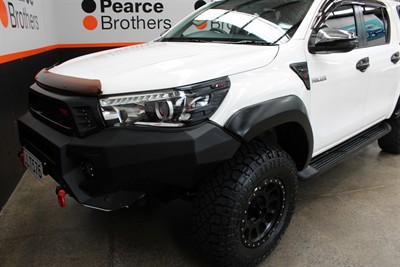 2017 Toyota Hilux - Thumbnail