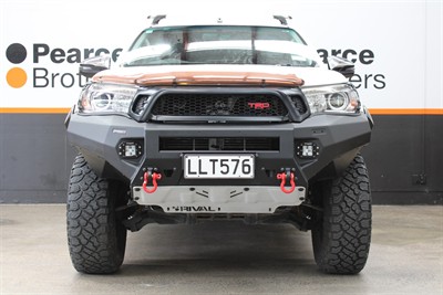 2017 Toyota Hilux - Thumbnail