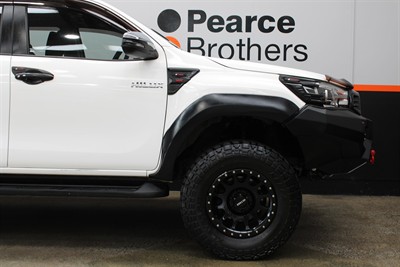 2017 Toyota Hilux - Thumbnail