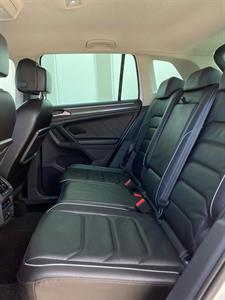 2020 Volkswagen Tiguan - Thumbnail