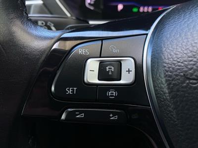 2020 Volkswagen Tiguan - Thumbnail