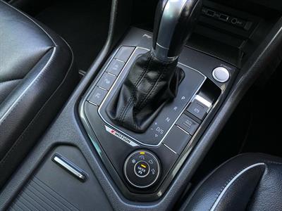 2020 Volkswagen Tiguan - Thumbnail