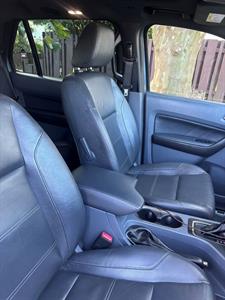 2017 Ford Everest - Thumbnail