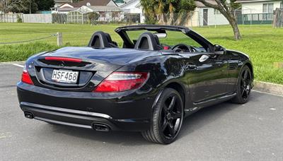 2012 Mercedes-Benz SLK 250 - Thumbnail