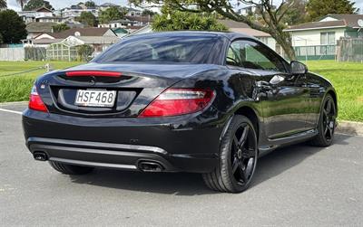 2012 Mercedes-Benz SLK 250 - Thumbnail