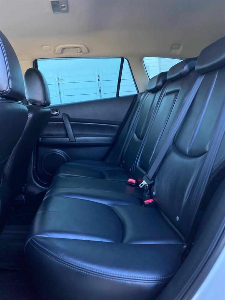 2011 Mazda Atenza