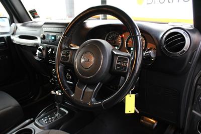 2019 Jeep Wrangler - Thumbnail