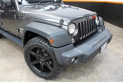 2019 Jeep Wrangler - Thumbnail