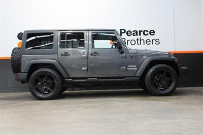 2019 Jeep Wrangler - Thumbnail
