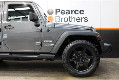 2019 Jeep Wrangler - Thumbnail