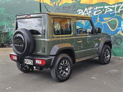 2021 Suzuki Jimny - Thumbnail