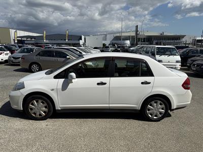 2007 Nissan Tiida - Thumbnail