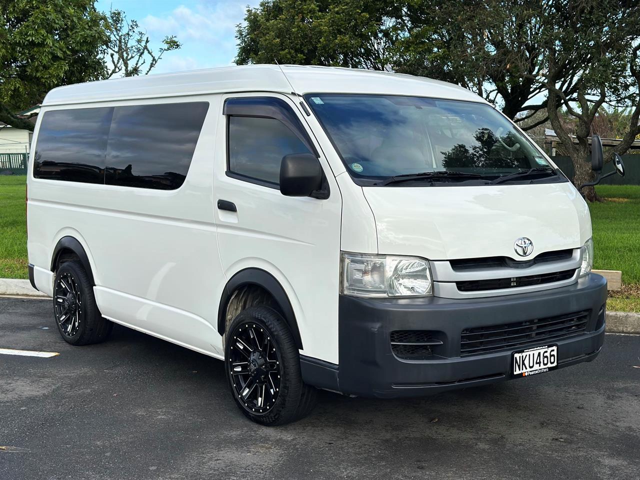 2009 Toyota Hiace